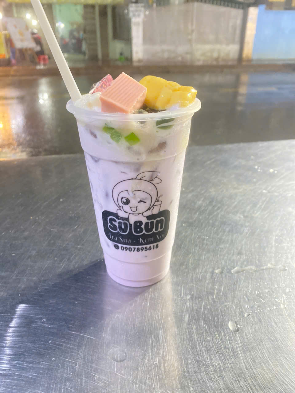 Trà sữa khoai môn full topping
